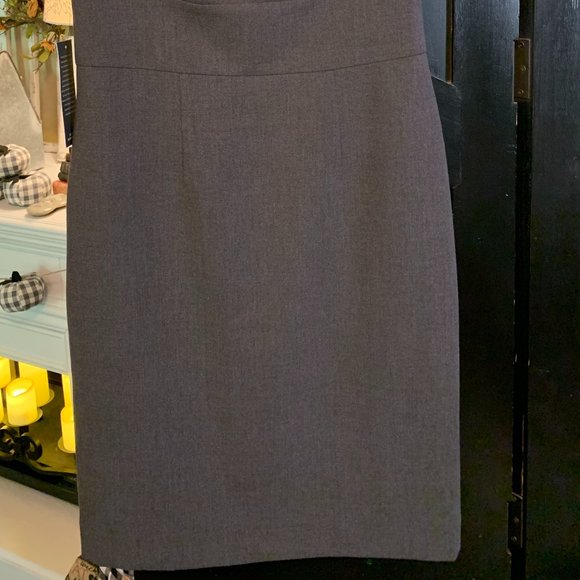 The Limited Stunning Grey Dress - Picture 3 of 5